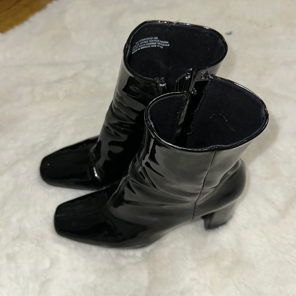 steve madden patent booties